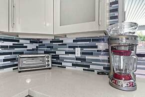 3 BDR Desert Oasis in the Heart of Palm Springs!