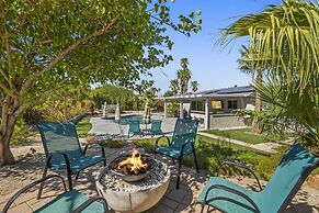 3 BDR Desert Oasis in the Heart of Palm Springs!