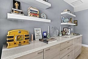 3 BDR Desert Oasis in the Heart of Palm Springs!