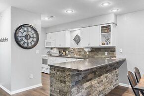 Dora - Holiday Hills Branson - Golf Resort - Branson - Outdoor Pools