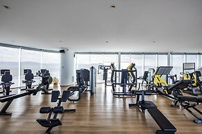 NEW Beachfront Marítima Condos 2 Pools