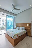 NEW Beachfront Marítima Condos 2 Pools