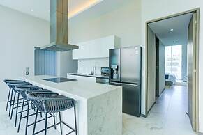 NEW Beachfront Marítima Condos 2 Pools