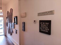 Downtown Abbey at Dodd