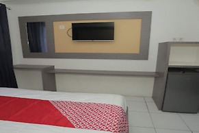 OYO Life 92859 Biant House