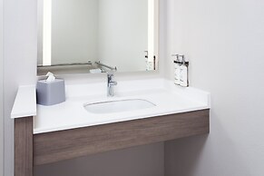 Holiday Inn Express & Suites Reedsburg - Dells Area by IHG