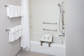Holiday Inn Express & Suites Reedsburg - Dells Area by IHG