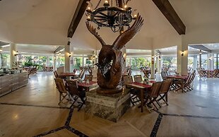 Golden Beach Resort & Spa