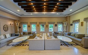 Golden Beach Resort & Spa