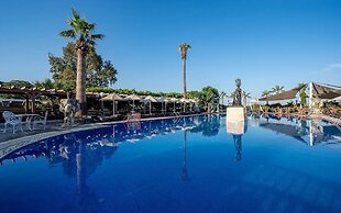 Golden Beach Resort & Spa