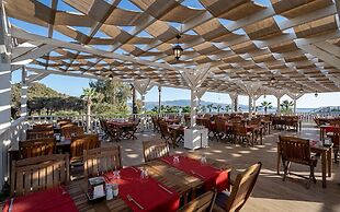 Golden Beach Resort & Spa