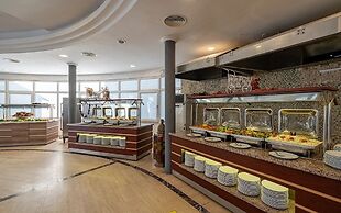 Golden Beach Resort & Spa