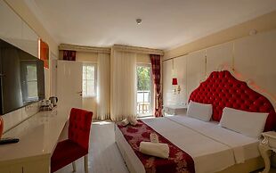 Golden Beach Resort & Spa