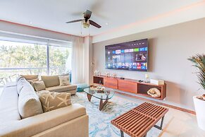 NEW Beach Club Game Room Cinema Condos