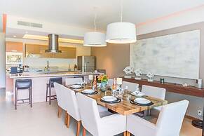 NEW Beach Club Game Room Cinema Condos