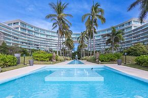 NEW Beach Club Game Room Cinema Condos