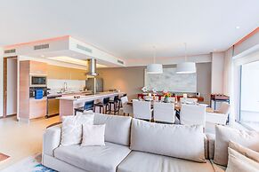 NEW Beach Club Game Room Cinema Condos