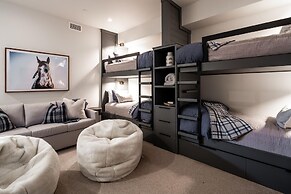 10 Wildwood 4 Bedroom Townhouse by Moonlight Basin Lodging