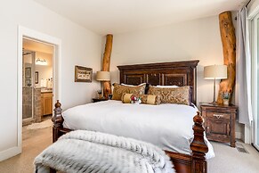 Saddle Ridge V2 3 Bedroom Condo by Moonlight Basin Lodging