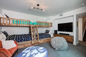 12 Lake Cabin 3 Bedroom Home by Moonlight Basin Lodging