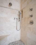 30 Spur Road 6 Bedroom Home by Moonlight Basin Lodging