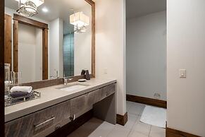 30 Spur Road 6 Bedroom Home by Moonlight Basin Lodging