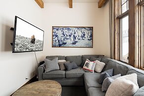 30 Spur Road 6 Bedroom Home by Moonlight Basin Lodging