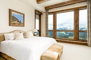 30 Spur Road 6 Bedroom Home by Moonlight Basin Lodging