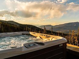 30 Spur Road 6 Bedroom Home by Moonlight Basin Lodging