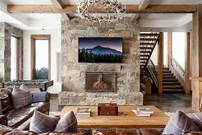 30 Spur Road 6 Bedroom Home by Moonlight Basin Lodging