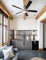 30 Spur Road 6 Bedroom Home by Moonlight Basin Lodging