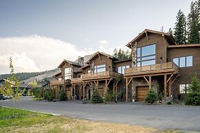 80b Lodgeside 3 Bedroom Townhouse by Moonlight Basin Lodging