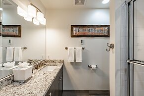 Saddle Ridge D1 3 Bedroom Condo by Moonlight Basin Lodging