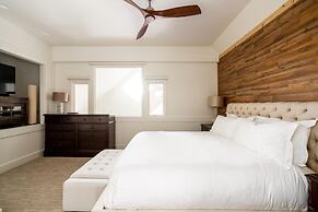 Saddle Ridge D1 3 Bedroom Condo by Moonlight Basin Lodging