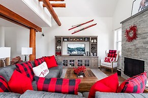 Saddle Ridge D1 3 Bedroom Condo by Moonlight Basin Lodging