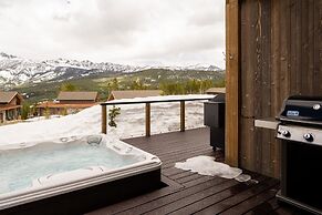 6 Silver Peaks 3 Bedroom Home by Moonlight Basin Lodging