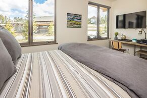 18 Alpine Bend 6 Bedroom Home by Moonlight Basin Lodging