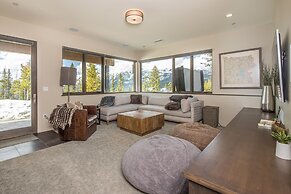 18 Alpine Bend 6 Bedroom Home by Moonlight Basin Lodging