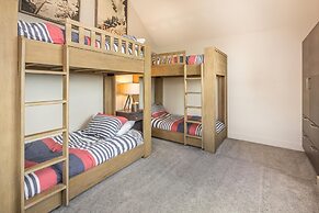 18 Alpine Bend 6 Bedroom Home by Moonlight Basin Lodging