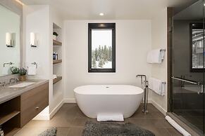 8a Treeline 5 Bedroom Home by Moonlight Basin Lodging
