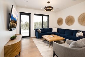 8a Treeline 5 Bedroom Home by Moonlight Basin Lodging