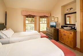 Penthouse 4 3 Bedroom Lodge by Moonlight Basin Lodging
