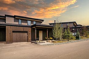 12a Treeline 5 Bedroom Townhouse by Moonlight Basin Lodging