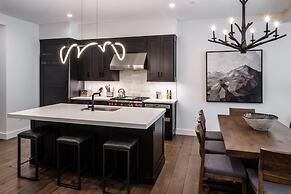 #9 Wildwood 4 Bedroom Townhouse by Moonlight Basin Lodging