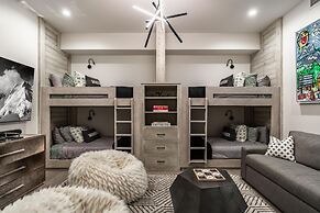 #9 Wildwood 4 Bedroom Townhouse by Moonlight Basin Lodging