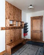 Luxury Suite 6a 3 Bedroom Condo by Moonlight Basin Lodging