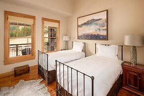 Penthouse 3 3 Bedroom Lodge by Moonlight Basin Lodging
