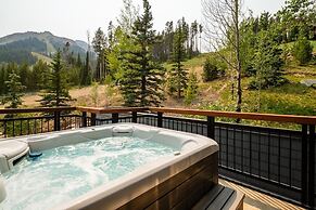 Penthouse 3 3 Bedroom Lodge by Moonlight Basin Lodging