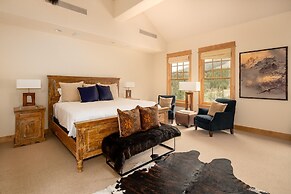 Penthouse 3 3 Bedroom Lodge by Moonlight Basin Lodging