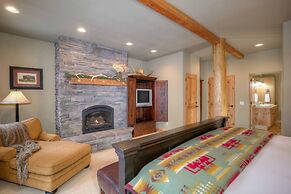7 Gambler 4 Bedroom Home by Moonlight Basin Lodging